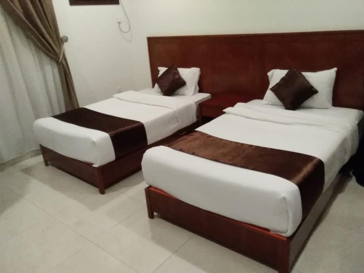 Aparthotel Iwan Alandalusia Al Ajaweed à DDjeddah Extérieur photo