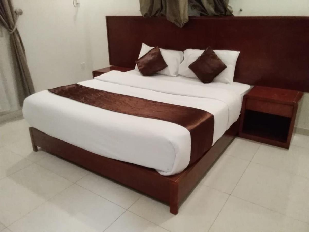 Aparthotel Iwan Alandalusia Al Ajaweed à DDjeddah Extérieur photo