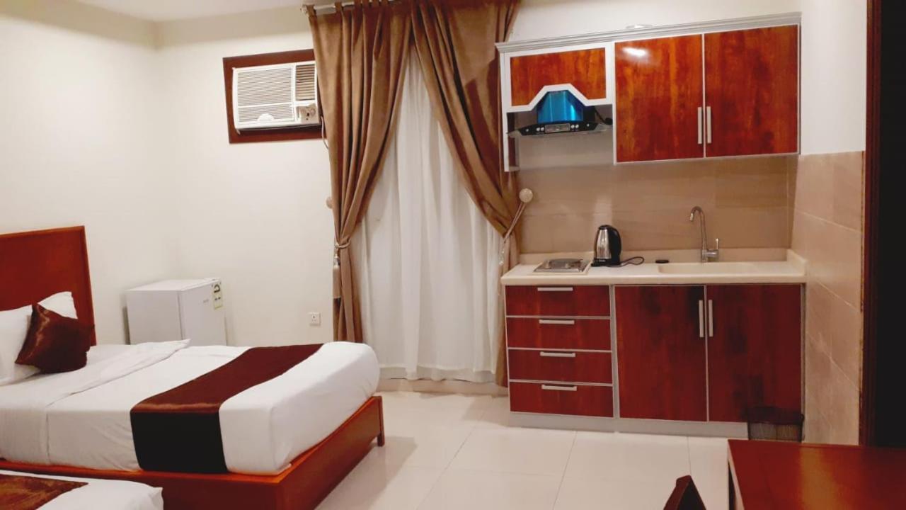 Aparthotel Iwan Alandalusia Al Ajaweed à DDjeddah Extérieur photo